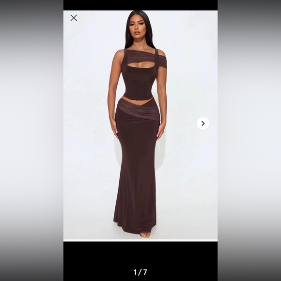 Elegant Brown Cut-Out Maxi Dress - Picture 1 of 7
